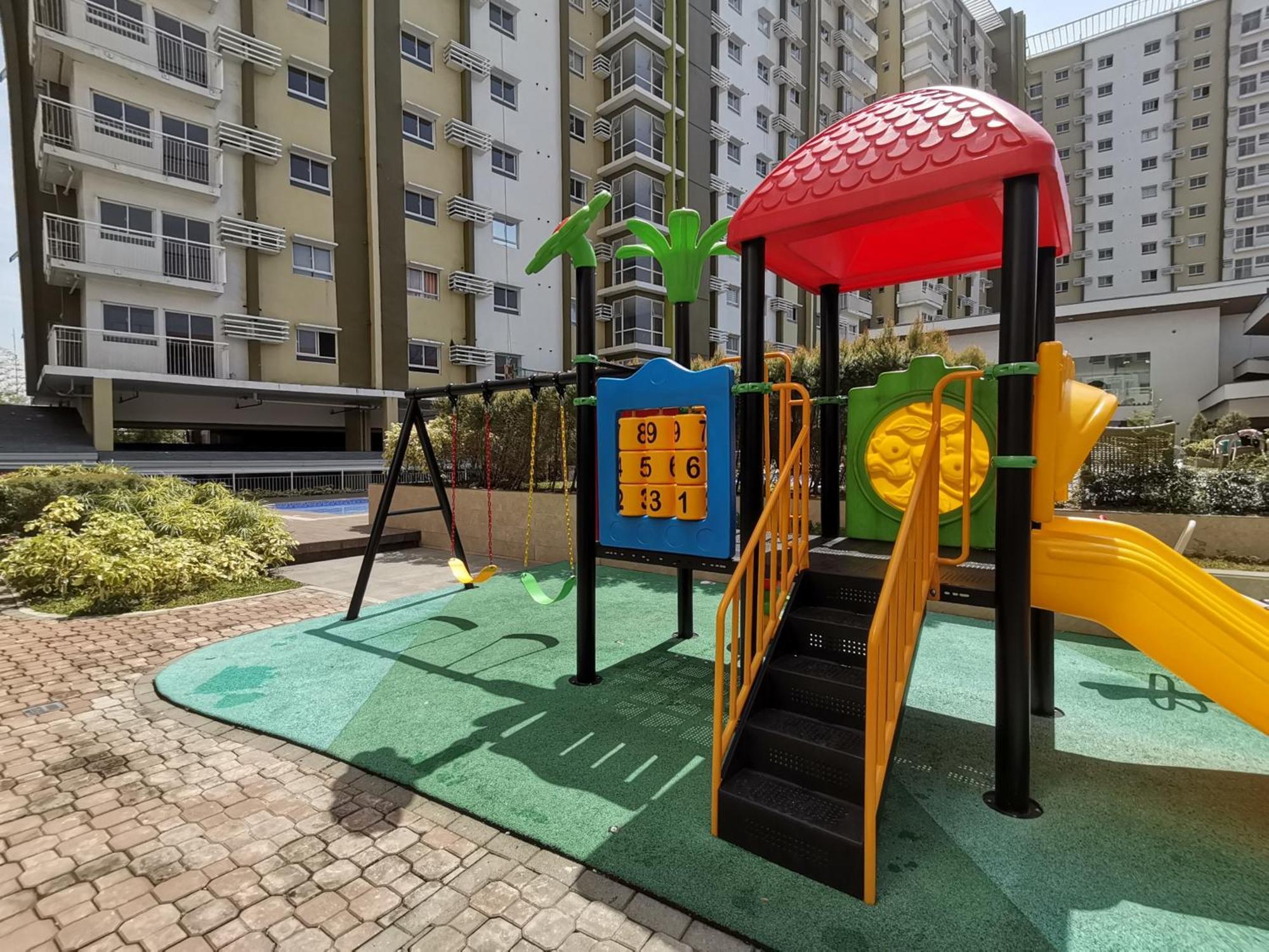 Apartment Cozy With Balcony In Mesaverte Near Sm Downtown 4pax Max With Free Pool & Netflix Cagayan de Oro